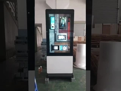 Las pantallas de publicidad digital al aire libre impermeables muestran dos pantallas de alto brillo