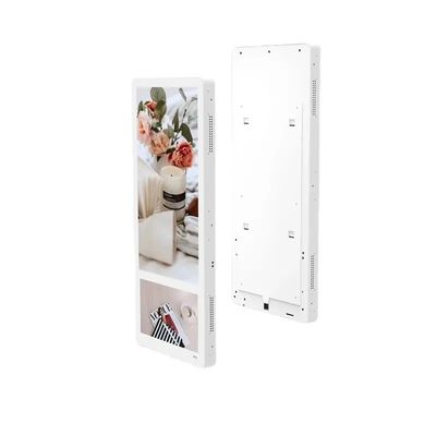 Display de señalización publicitaria digital en el ascensor